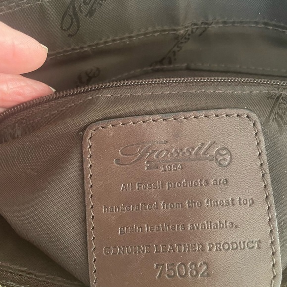 Fossil 1954 Classic Brown Leather Messenger Purse - Picture 7 of 11